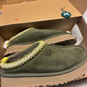 Ugg tazz slipper In burnt olive